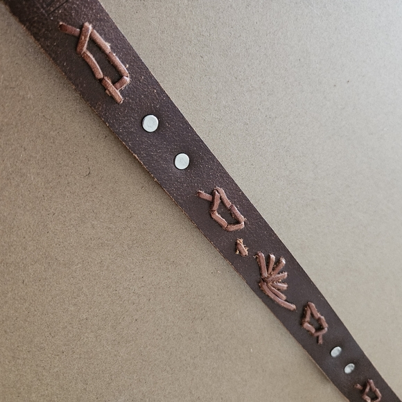 Fossil Medium Leather Stitch Detailing Silver Embellishment Belt - Picture 8 of 10